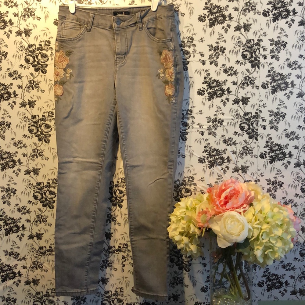 Earl jeans with pink and cream embroidered roses